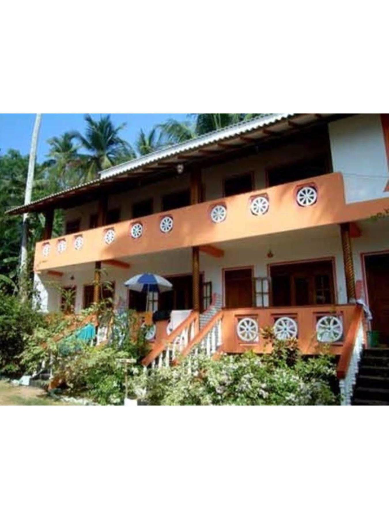 Dinu'S Resort Talaramba Exterior photo